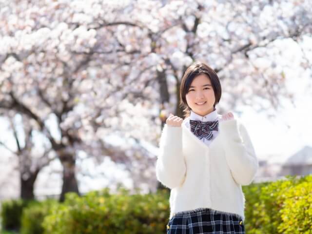 smiling-face-girl, sakura, cherry-blossom